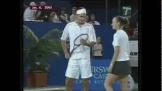 Roger Federer, famous guitar player (Hopman Cup/Nike commercial) funny