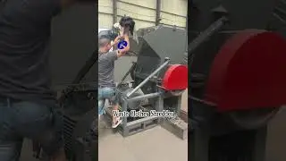 Shredding a Mountain of Old Clothes! Textile Waste Recycling with Industrial Shredder