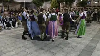 Austrian folk dance: Max Glaner Schuhplattler & Familie Sekstur