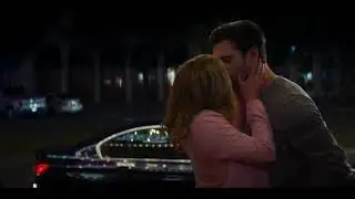 Look Both Ways / Kiss Scenes &mdash; Natalie and Jake (Lili Reinhart and David Corenswet)