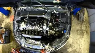Portland Volvo Master Tech does an S80 Engine Replacement in under 3 Mins !!