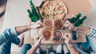Does Food Actually Absorb Alcohol? A Doctor Answers