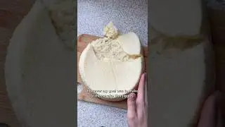 i tried making a japanese jiggly cheesecake