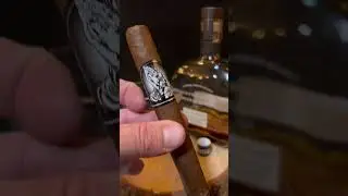 Woodford Double Oaked paired with Black Label Trading Co. Salvation Toro #whiskeyandcigars