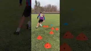BEGINNER footwork drill🔥to improve dribbling #soccer #footballskills #footwork #football #skills