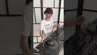 LIFE WOULD BE BORING WITHOUT ME 😎 #dj #housemashup #remix #mashupsremixes #mashup #techno #dance