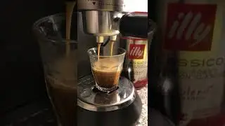 Every Day illy Espresso with de Delonghi Dedica 685