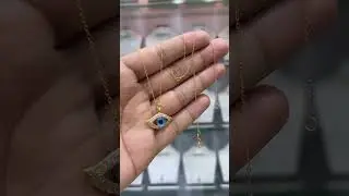 Gold necklace | eye pendant