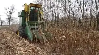 John Deere 45 Combine