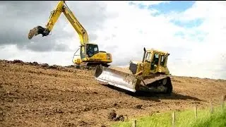 Deichbau in Völlen / Dyke Construction in Voellen (Germany)