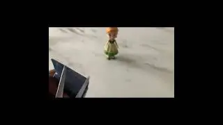 Opening Frozen figurines & Cry Babies tiny cuddles collection