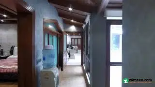 2.4 KANAL HOUSE FOR SALE IN CANTT LAHORE