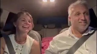 Eric Dikeb verrast vriendin met een liedje 