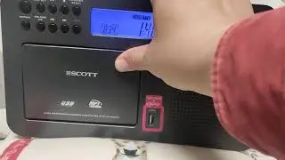 use a modified Scott shoebox radio -cassette-usb-recorder to play 喜多郎 album.