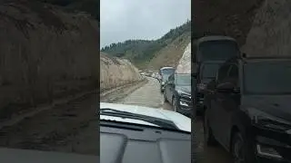 Naran Traffic Jam Updates #narankaghan #naran #traffic #naranroad #eiduladha2024 #trending #fortou