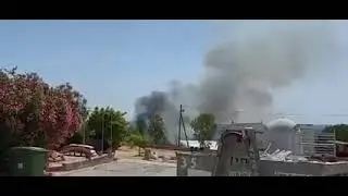 الدخان لازال يتصاعد من الجيب العسكري الاسرائيلي