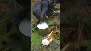 Survival Hack: Next Level Firestarter for Extreme Conditions #survival #lifehacks #camping