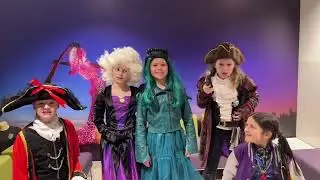 Backstage Shenanigans &ndash; Descendants Rehearsal Fun! | Shakespeare&rsquo;s Kids Behind the Scenes
