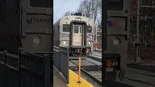 NJT Comet V #6038 leads a New YorK bound train