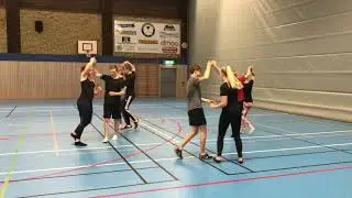 Rundpolka utan och med partnerbyte