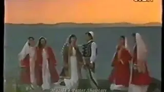 D&euml;shira Maja dhe Paulin Trieshi - Qani ju zymbyla, k&euml;ndoni ju bibila