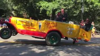 Shriner car at the Old Soldiers Day Parade