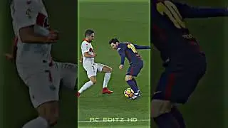 RELAXING MESSI DRIBBLING 😌