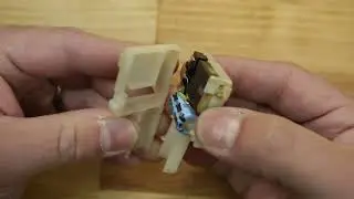 This vintage lighter uses a 12v battery.