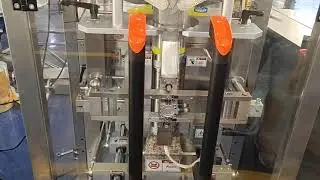 Универсальная 420 модель вертикальной упаковочной машины / 420 Model Vertical Packing Machine