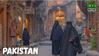 ALONE IN PAKISTAN | Lahore Pakistan 4K Walking Tour