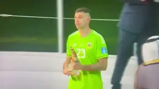 Emiliano Martinez Golden Glove celebration | #worldcup