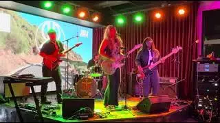 Ronda Ray & The Rumble - Tiger Lily Girl [Live at the Rock &lsquo;n&rsquo; Roll Opry]