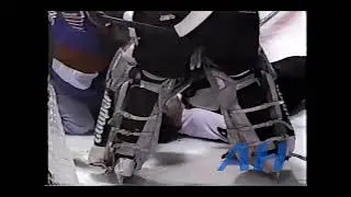 OHL Mar. 8, 1992 Jan Benda,OSH v Geordie Kinnear,PET (hit) Oshawa Generals Peterborough Petes