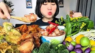 Thaifood ASMRน้ำพริกขยำกุ้ง ปีกไก่ทอดน้ำปลา สามชั้นข้าวสวยร้อนๆShrimp paste chili paste MUKBANG SHOW