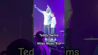 Teddy Swims brings Miles Music Kid on stage!! #TeddySwims #MilesMusicKid #Singing