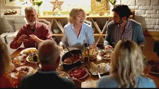 Dodging Thanksgiving topics that could spark a dinner table debate
