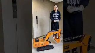 biggest 3600 excavator CAT truck assembling