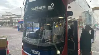 Автобус Morebus 2024 Alexander Dennis Enviro 400 MMC (HJ24 KCZ) на трассе M2 до Пула - 26.11.25
