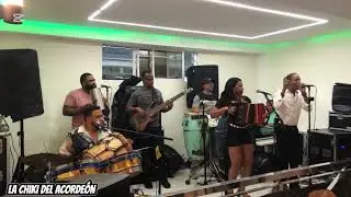 La Chiki del Acorde&oacute;n En D, Castillo Car Wash