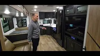 PRE-OWNED 2023 KEYSTONE OUTBACK 260UML