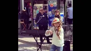 🎻&hearts;️ Karolina Protsenko's Violin Street Performance.mp4 - #LkFan