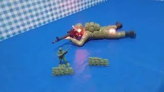 Soldado em Combate que Rasteja com Som e Luz! Olha Isso