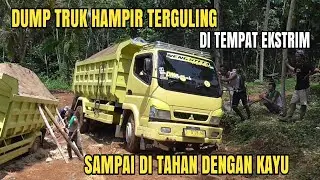 Dump Truk Pasir Amblas Saat Bongkar Muatan Dan Nyaris Terguling