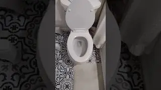 2022-2023 Kohler Gleam Toilet.