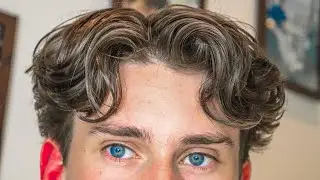 How You Can Style a Textured Middle Part (2025)