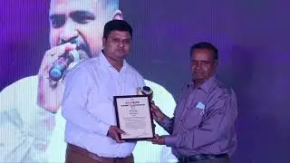 NS Manoj is presented with the Medianews4u Gamechanger Award for 2021- South - Digital Publishing