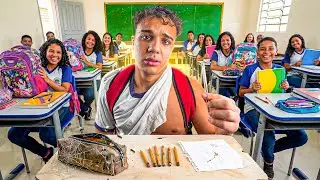 O Amigo Que Não Tem Material Escolar