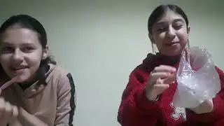 Gustăm dulciuri de culoare roșie cu Elena❤🍓🍎