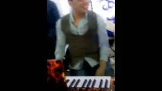 النجم حسام حسن بيرقص الموسيقار محمد عبدالسلام
