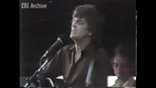Everly Brothers International Archive : Phil Everly Live at Long Beach (1982)   part 1